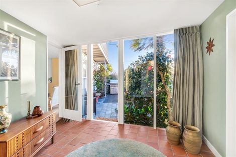 Photo of property in 21 Heaton Rhodes Place, Cashmere, Christchurch, 8022