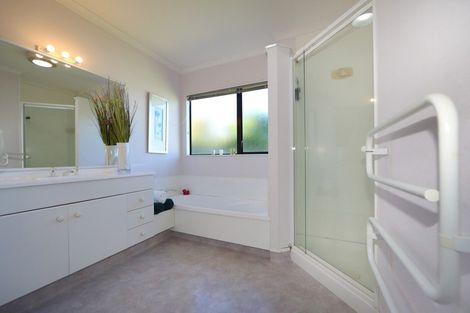 Photo of property in 1 Cadogan Lane, Taradale, Napier, 4112