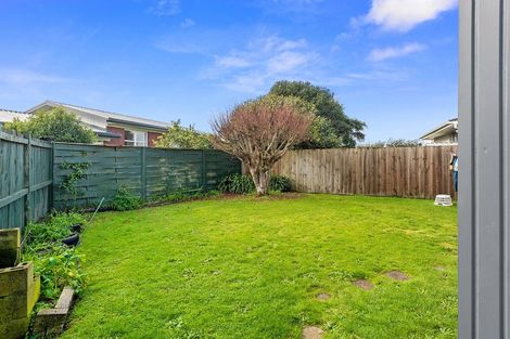 Photo of property in 80 Saint Andrews Terrace, St Andrews, Hamilton, 3200