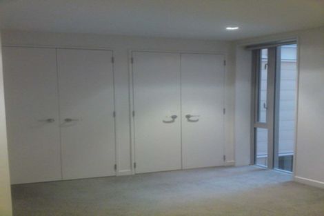 Photo of property in Piermont Apartments, 2e/82 Cable Street, Te Aro, Wellington, 6011