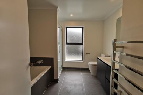 Photo of property in 53 Manarini Road, Westgate, Auckland, 0614