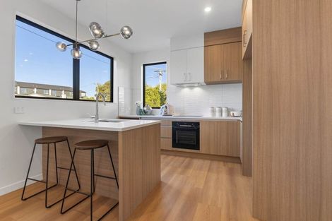 Photo of property in 9d Sloane Street, Glen Innes, Auckland, 1072