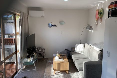 Photo of property in 1/12 Sunnyside Road, Sunnyvale, Auckland, 0612