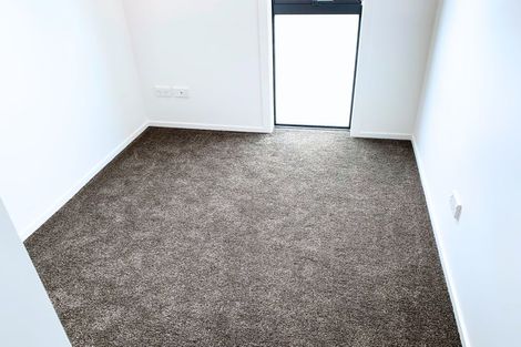 Photo of property in 12 Mokopiko Court, Beach Haven, Auckland, 0626