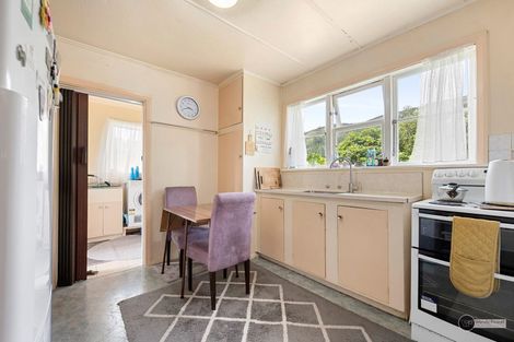 Photo of property in 63 Hay Street, Naenae, Lower Hutt, 5011