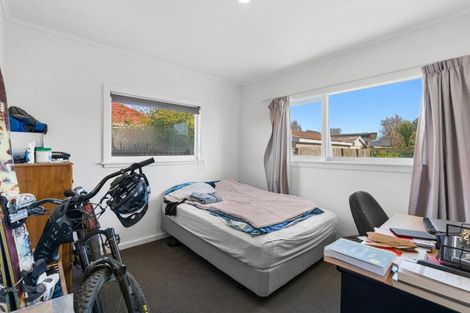 Photo of property in 20 Renfrew Street, Upper Riccarton, Christchurch, 8041