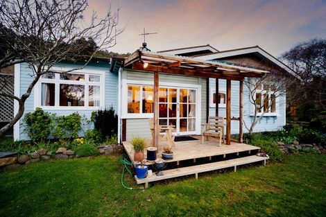 Photo of property in 346 Harington Point Road, Lower Portobello, Dunedin, 9077