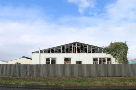 Photo of property in 212 Mcleod Street, Camberley, Hastings, 4120