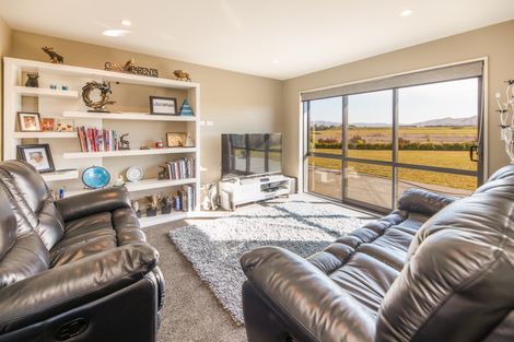 Photo of property in 25 Glenmark Drive, Waipara, 7483