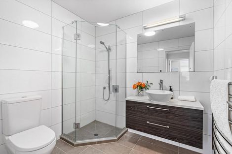 Photo of property in 58 Rewa Rewa Lane, Orewa, 0931