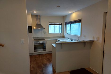 Photo of property in 12/138 Queens Drive, Lyall Bay, Wellington, 6022