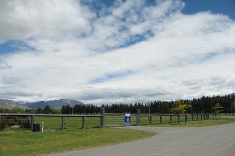 Photo of property in 15 Lochiel Drive, Hanmer Springs, 7334