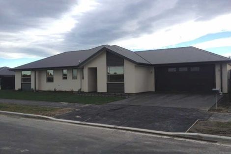 Photo of property in 33 Mackinder Drive, Wigram, Christchurch, 8042