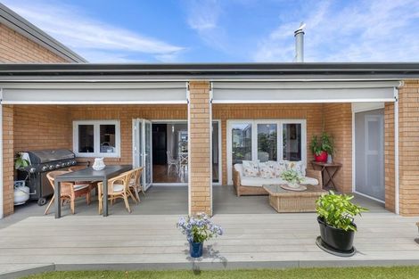 Photo of property in 10 Park Crescent, Mangawhai Heads, Mangawhai, 0505