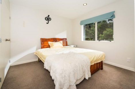 Photo of property in 64 Kyle Road, Greenhithe, Auckland, 0632