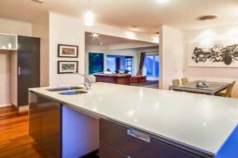 Photo of property in 13 Sea View Terrace, Cockle Bay, Auckland, 2014