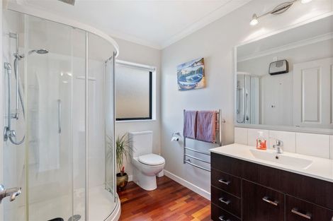 Photo of property in 27 Ian Peter Way, Otaki, 5512