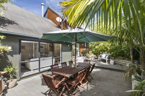 Photo of property in 27 Homewood Place, Chatswood, Auckland, 0626