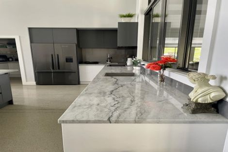 Photo of property in 211 Mcarthur Road, Springvale, Alexandra, 9391