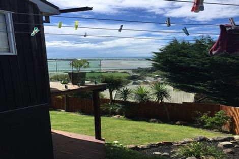 Photo of property in 17 Selleck Street, Mount Pleasant, Christchurch, 8081