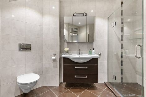 Photo of property in Stadium Garden Flats, 316/107 Thorndon Quay, Pipitea, Wellington, 6011