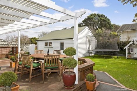 Photo of property in 7 Glen Iris Grove, Woburn, Lower Hutt, 5010