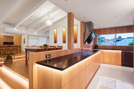 Photo of property in 310b Oceanbeach Road, Mount Maunganui, 3116