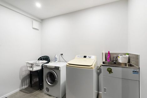 Photo of property in 14 Pottery Crescent, Hobsonville, Auckland, 0618