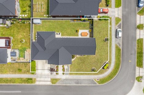 Photo of property in 3 Te Kaeaea Crescent, Wallaceville, Upper Hutt, 5018