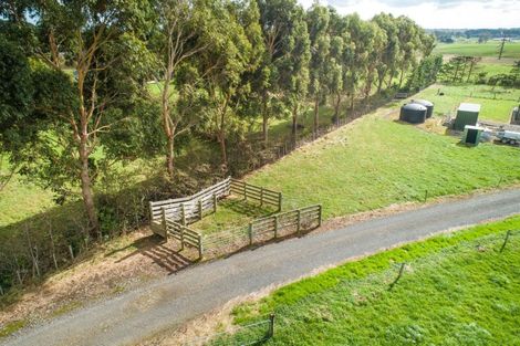 Photo of property in 6 Akers Road, Linton, Palmerston North, 4472