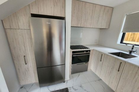 Photo of property in 7/22 Yeovil Road, Te Atatu Peninsula, Auckland, 0610