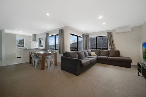 Photo of property in 5a Mcgowan Rise, Tuakau, 2121