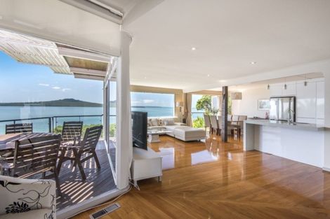 Photo of property in 90 Seacliffe Avenue, Narrow Neck, Auckland, 0622