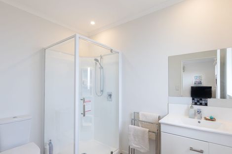 Photo of property in 32 Lansdowne Way, Rolleston, 7615