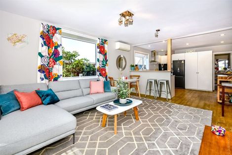 Photo of property in 41 Effingham Street, North New Brighton, Christchurch, 8083