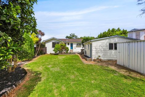 Photo of property in 5 Lisa Rise, Half Moon Bay, Auckland, 2012