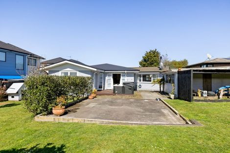 Photo of property in 21 Macdonald Road, Glenview, Hamilton, 3206