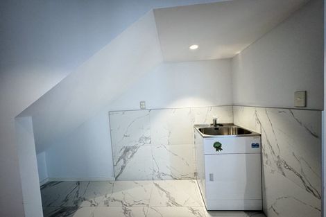 Photo of property in 11 Meritage Lane, Te Atatu South, Auckland, 0610