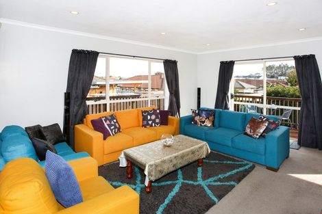 Photo of property in 12 Prado Drive, Pukekohe, 2120