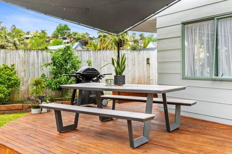 Photo of property in 10b Resolution Road, Welcome Bay, Tauranga, 3112