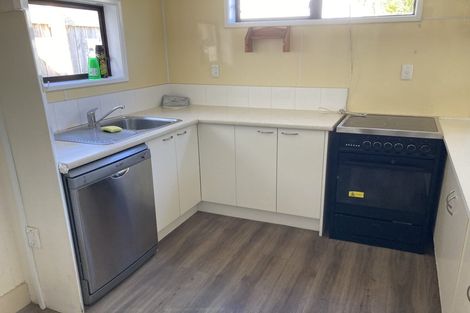 Photo of property in 8 Caroline Street, Mount Victoria, Wellington, 6011