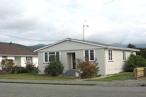Photo of property in 48 Opie Street, Waimate, 7924