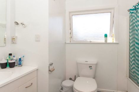 Photo of property in 1/54 May Street, Hamilton East, Hamilton, 3216