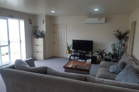 Photo of property in 5a Royal Crescent, Saint Kilda, Dunedin, 9012