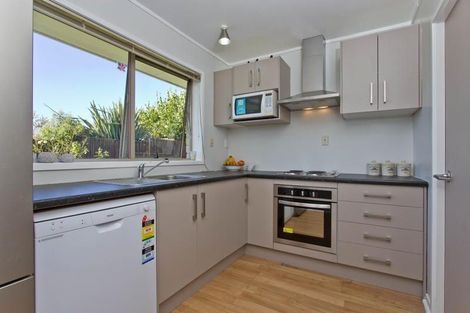Photo of property in 2/103 Glenmore Road, Sunnyhills, Auckland, 2010