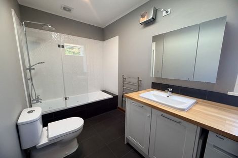 Photo of property in 16 Wilberforce Street, Miramar, Wellington, 6022