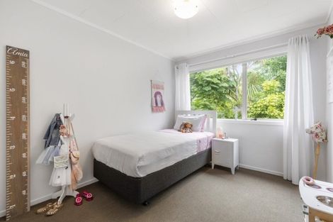 Photo of property in 22 Ashcroft Avenue, Mangere Bridge, Auckland, 2022