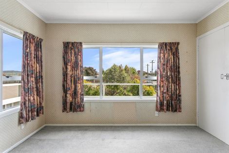 Photo of property in 15 Waitahanui Avenue, Taupo, 3330