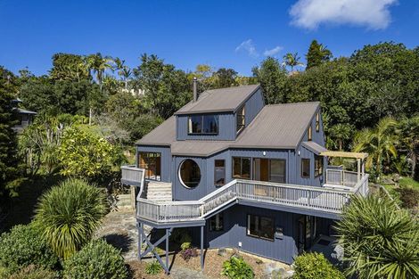 Photo of property in 66 Beach Road, Onerahi, Whangarei, 0110