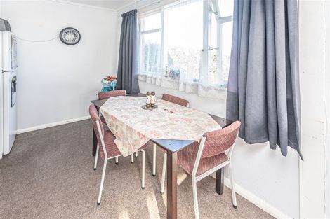 Photo of property in 180 Puriri Street, Castlecliff, Whanganui, 4501